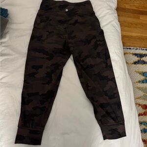 Lululemon camo joggers